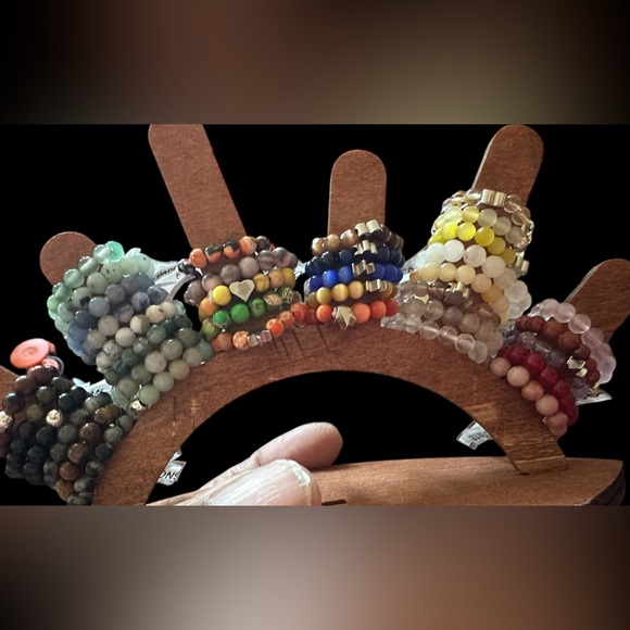 RINGS Crystal Stretch Rings - Picture 10 of 11